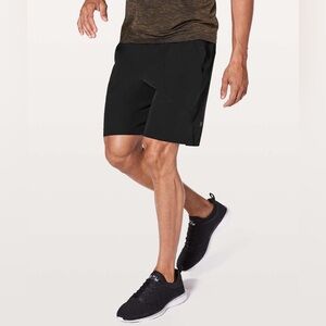 EUC Lululemon Rumble Short 9" in Black